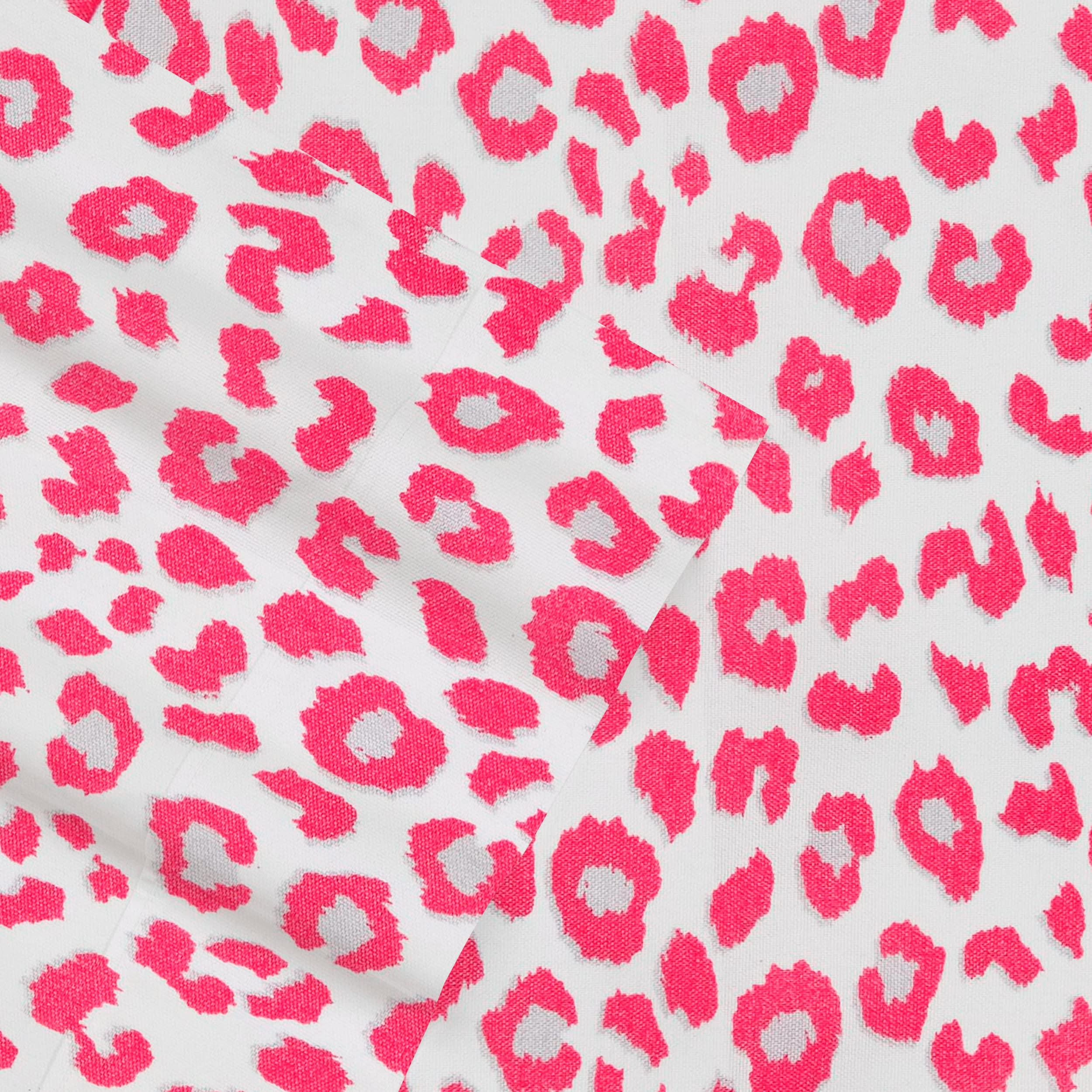 Betsey Johnson - Queen Bed Sheets, Soft Bedding with Matching Pillowcase, Fade & Wrinkle Resistant, Lightweight for Year Round Use (Leopard) - Image 3