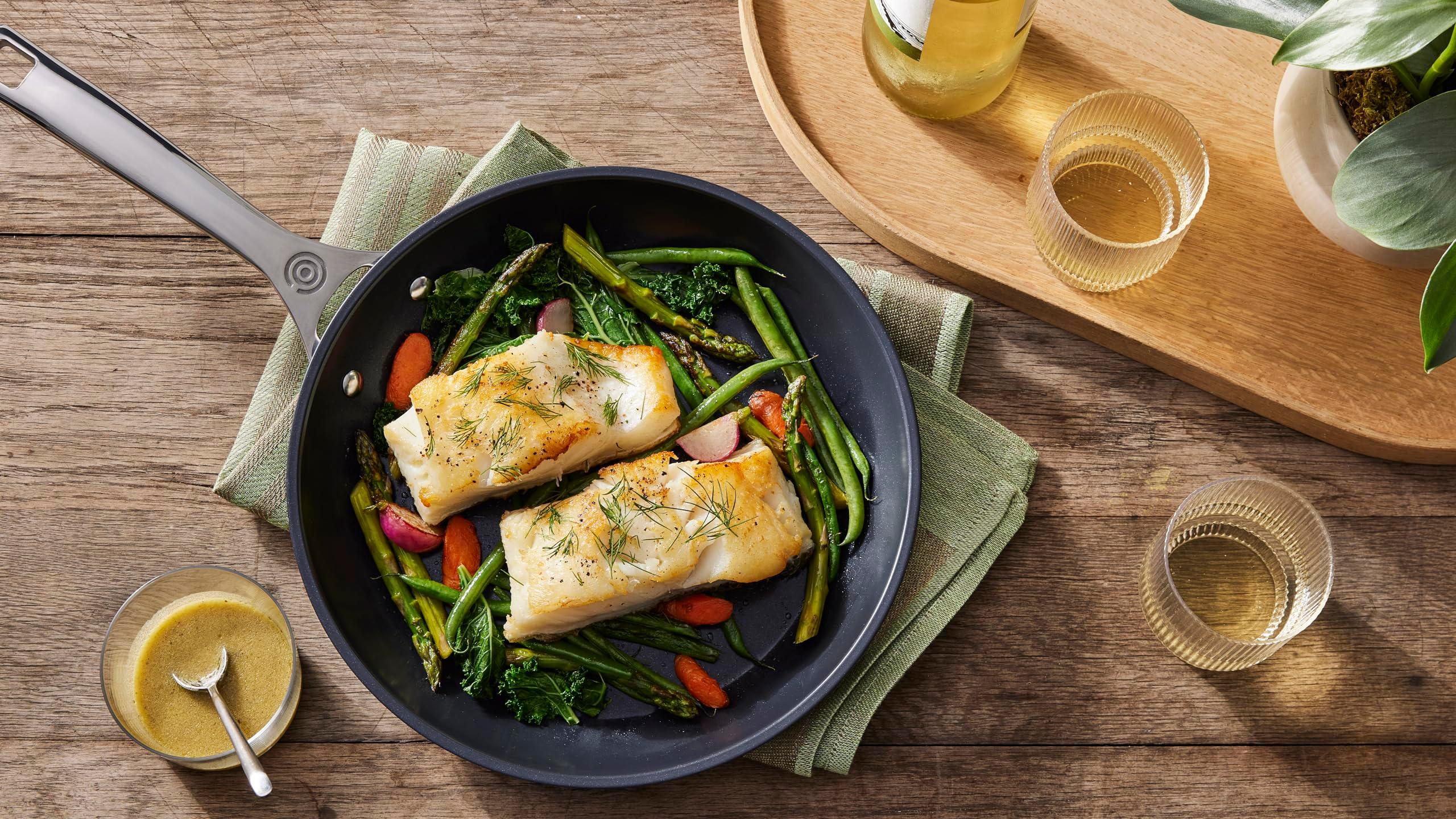 Le Creuset Essential Non-stick Ceramic 2 Pc. Frying Pan Set - Image 4