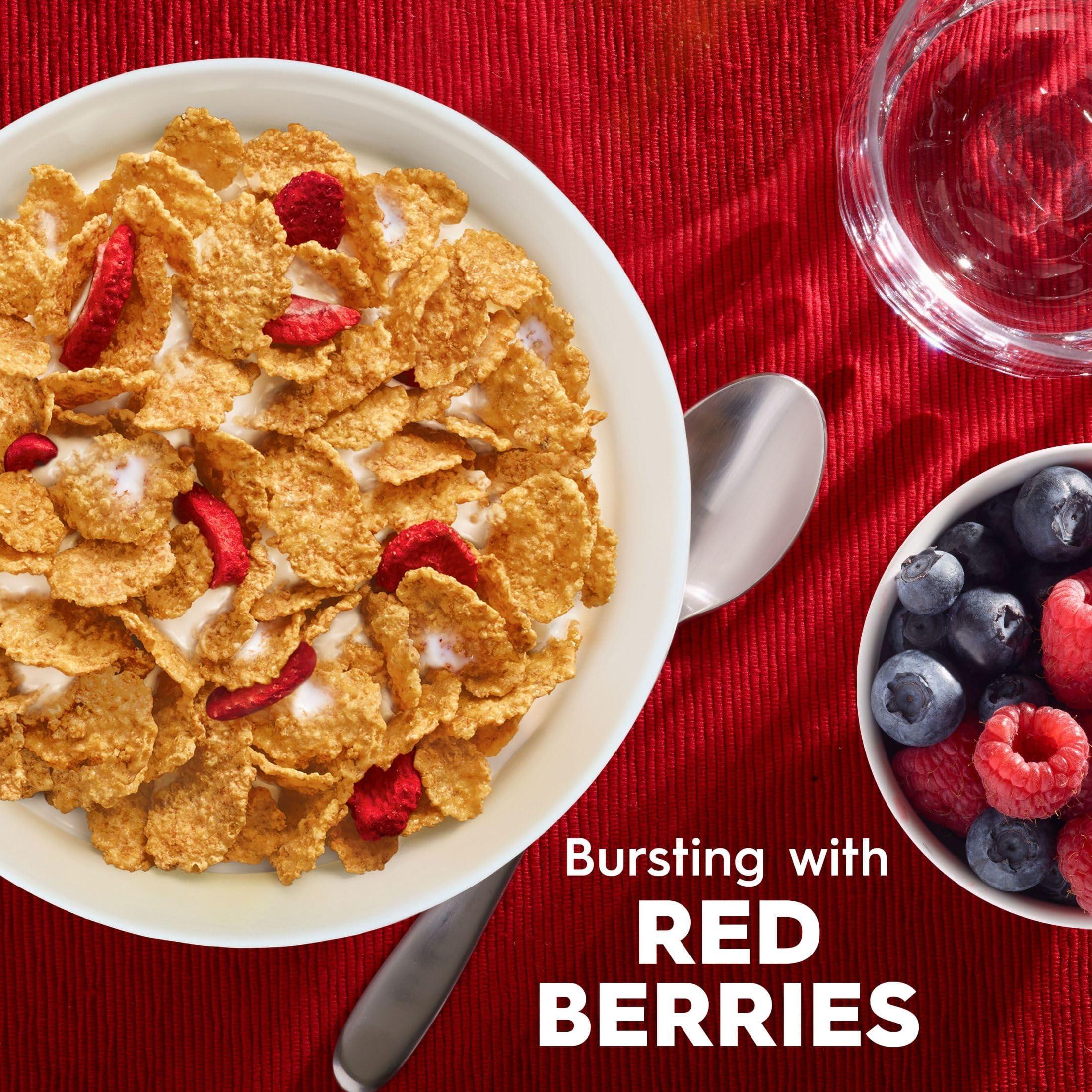 Kellogg's Special K Breakfast Cereal, Family Breakfast, Fiber Cereal, Giant Size, Red Berries, 19.2oz Box (1 Box) - Image 3