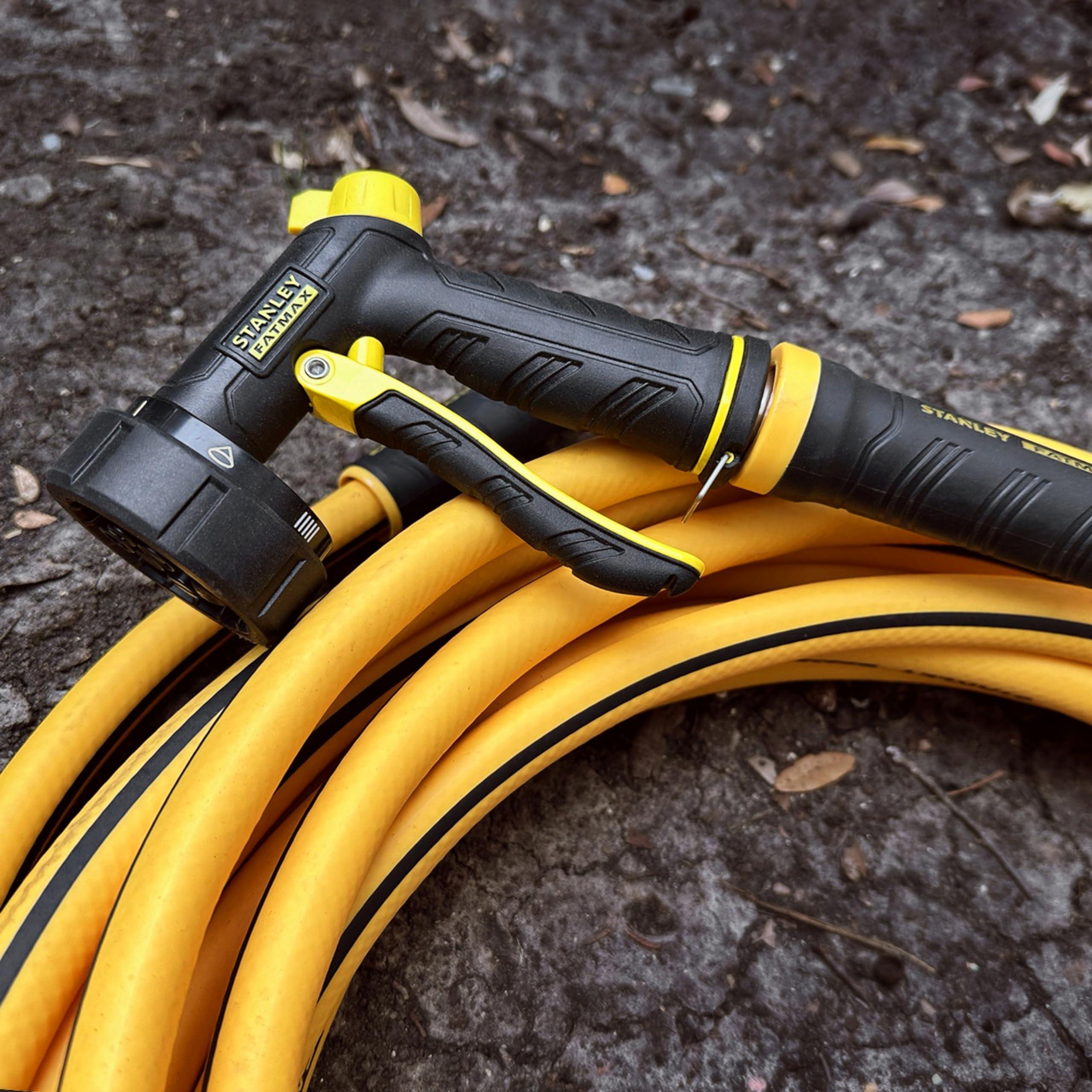 Stanley BDS6651 Garden Hose, 75' x 5/8" - Image 2