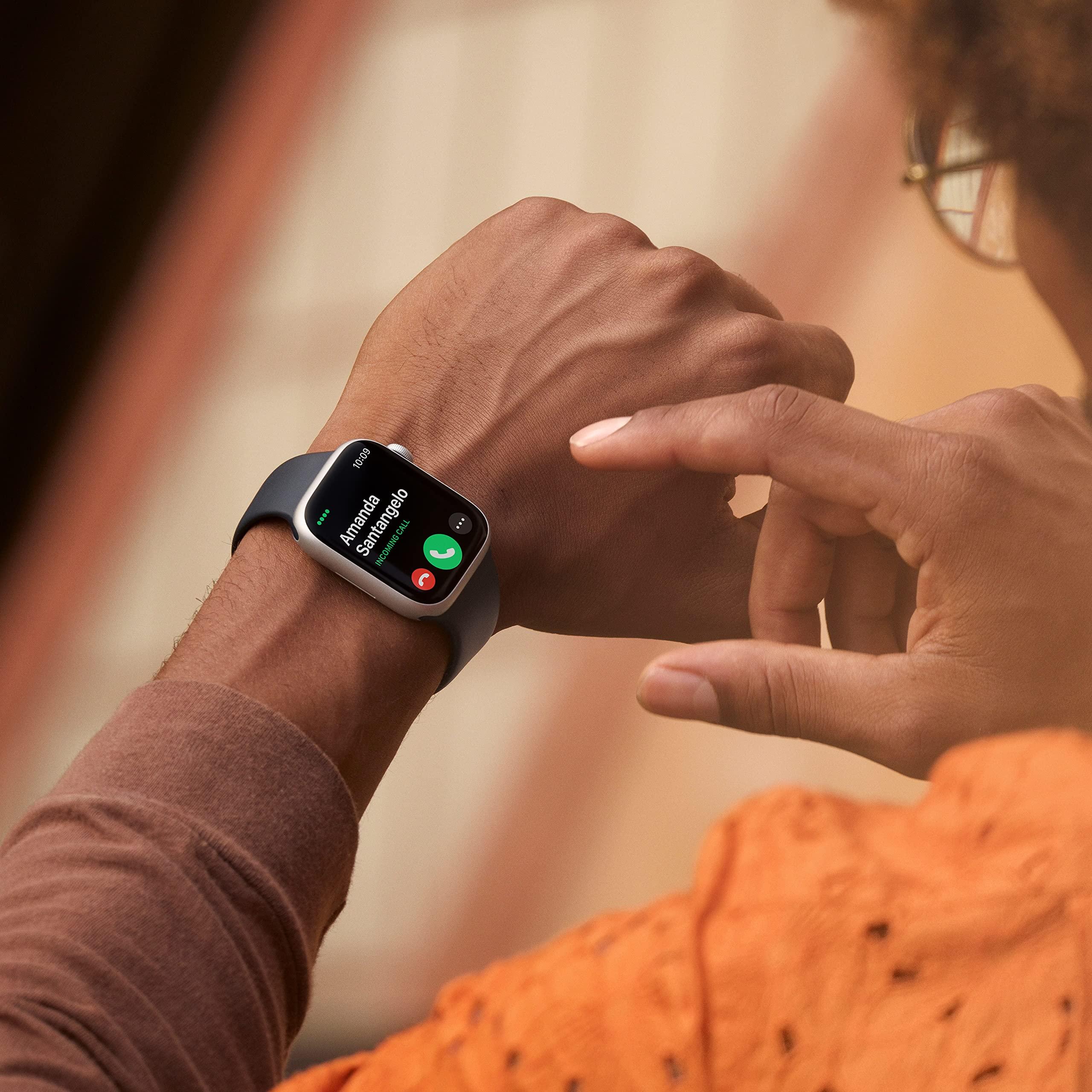 Apple Watch Series 8 (GPS, 41MM) - Starlight Aluminum Case with Starlight Sport Band M/L (Renewed Premium) - Image 4