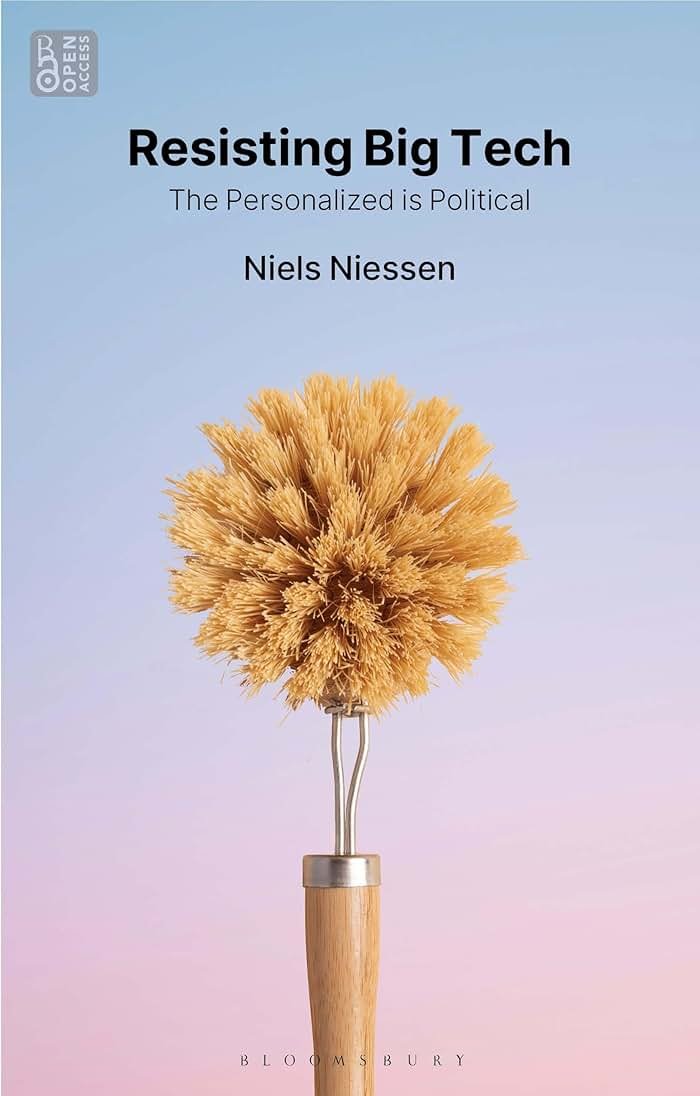 Resisting Big Tech: The Personalized is Political (Bloomsbury Studies in Digital Cultures) - Product Image
