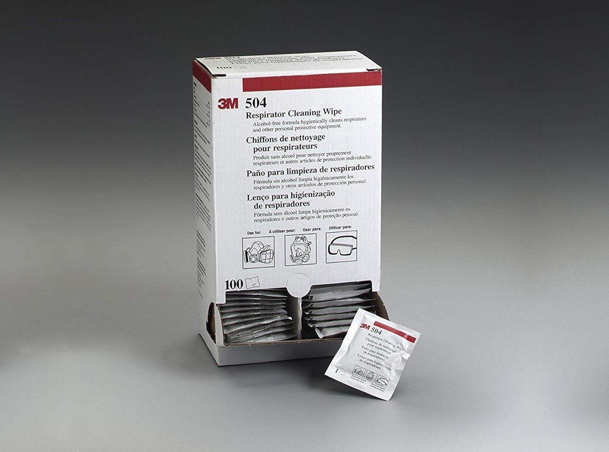 3M 7000001938 3M 504 Respirator Cleaning Wipes, 100/Bx - Product Image