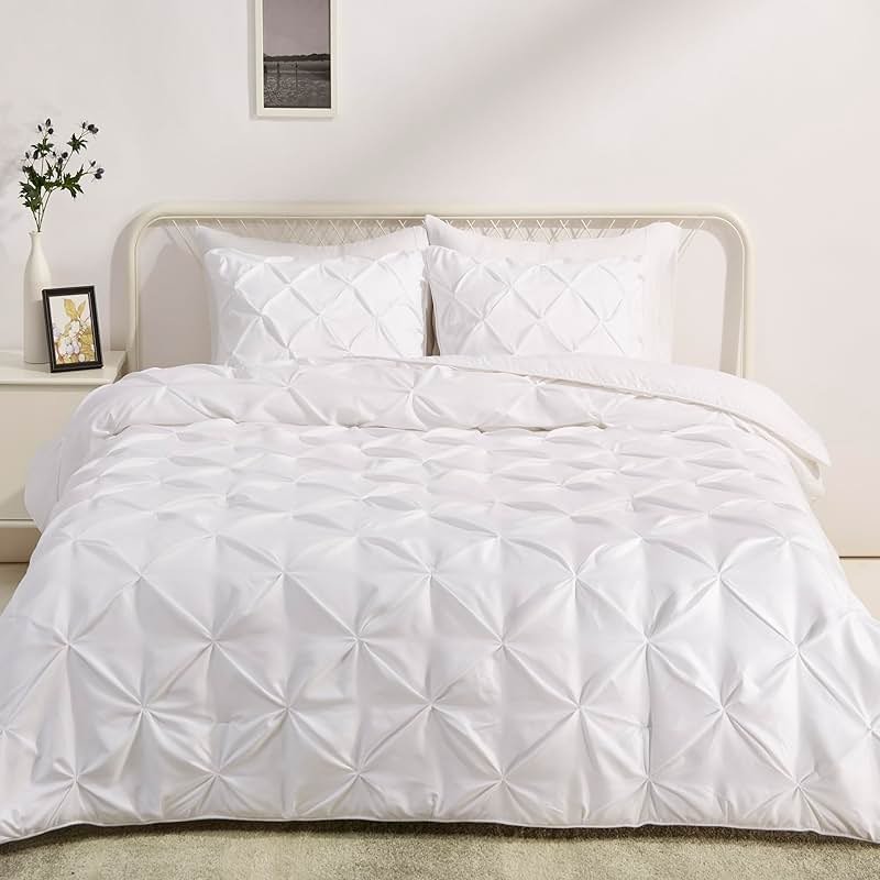 Amazon Basics Soft, Lightweight Down-Alternative Comforter Set, 3-Piece Pinch-Pleat Bedding Set with Piped Edges, Full/Queen Size, Bright White - Product Image