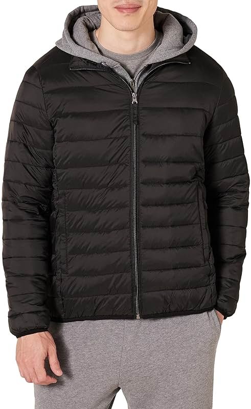 Amazon Essentials Men's Packable Lightweight Water-Resistant Puffer Jacket (Available in Big & Tall) - Product Image