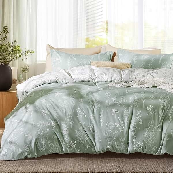 Bedsure Queen Comforter Set - Sage Green Bed Set, 3 Pieces Lightweight Summer Cute Floral Bedding, 1 Soft Reversible Botanical Flowers Comforter and 2 Pillow Shams - Product Image