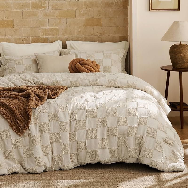 Bedsure King Size Comforter Set Beige, Boho Tufted Bed Set, Checkered Farmhouse-Style Distressed Vintage Bedding, 3 Pieces, 1 Plaid Geometric Comforter and 2 Pillow Shams - Product Image