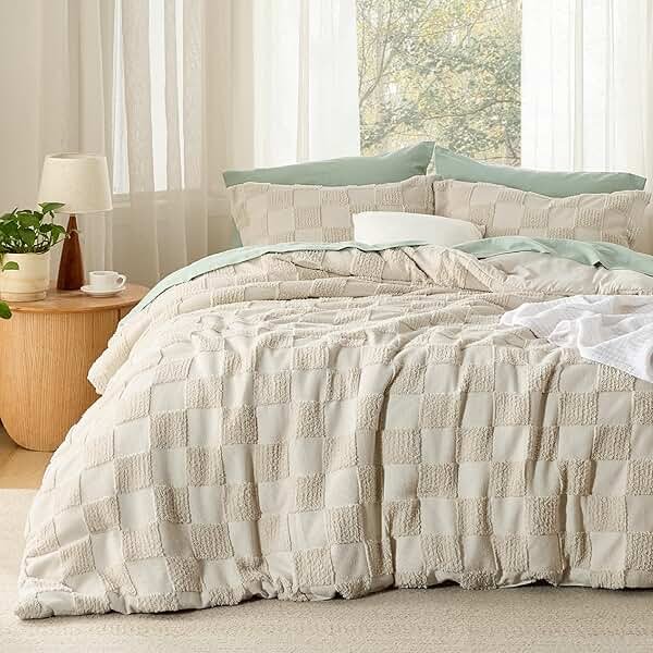 Bedsure Queen Size Comforter Set Beige, Boho Tufted Bed Set, Checkered Farmhouse-Style Distressed Vintage Bedding, 3 Pieces, 1 Plaid Geometric Comforter and 2 Pillow Shams - Product Image