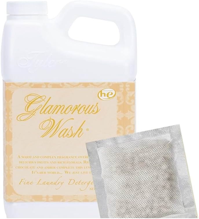 Tyler Candle Company Wash Diva 32 Fl oz HE, Laundry Detergent/with Glamorous Sachet Single Pouch - Product Image