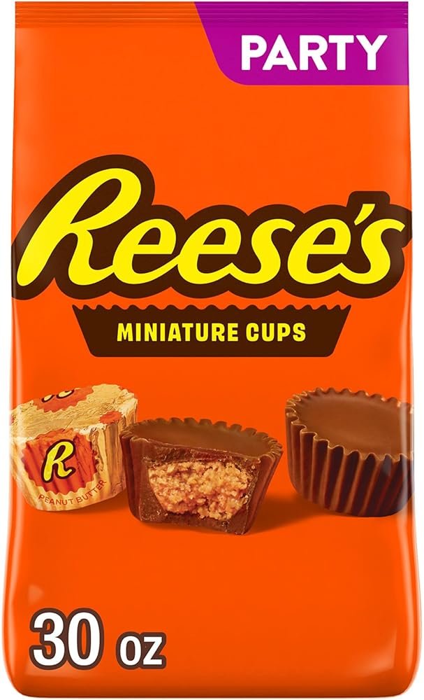 REESE'S Miniatures Milk Chocolate Peanut Butter Cups, Candy Party Pack, 30 oz - Product Image