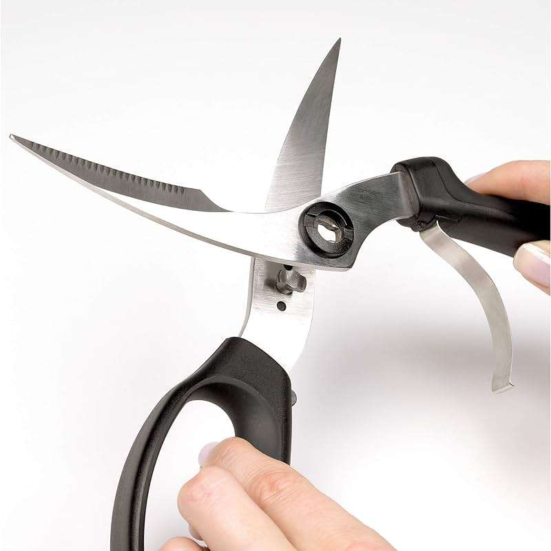OXO Good Grips Spring-Loaded Poultry Shears, Black - Image 8