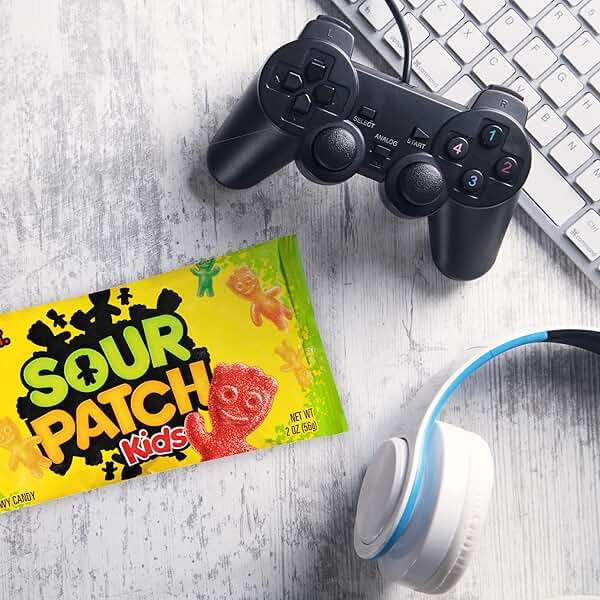 SOUR PATCH KIDS Soft & Chewy Candy, Bulk Candy, 24 - 2 oz Bags - Image 6