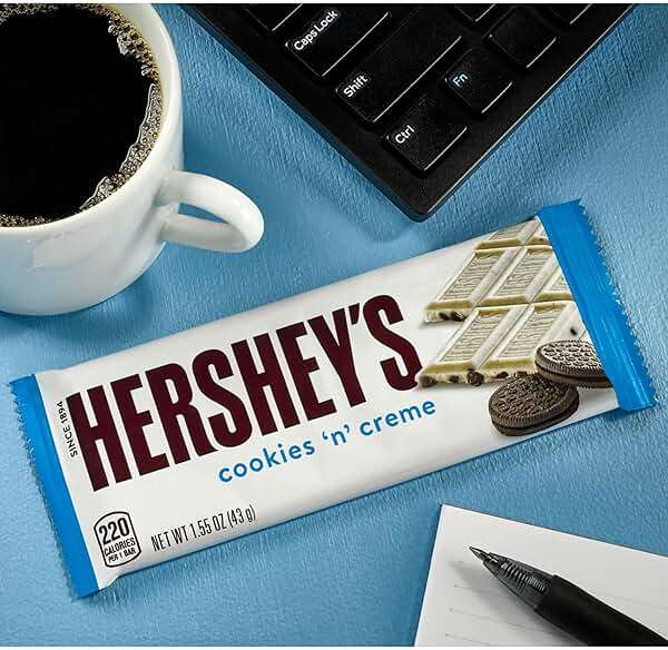 HERSHEY'S Cookies 'n' Creme Candy Bars, 1.55 oz (36 Count) - Image 6