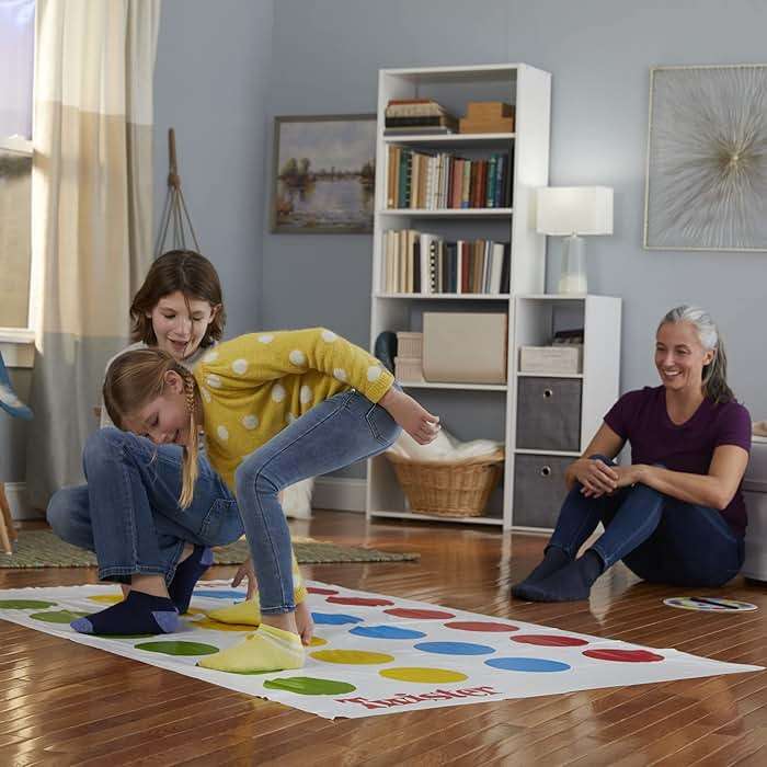 Hasbro Twister Party Classic Board Game for 2 or More Players,Indoor and Outdoor Game for Kids 6 and Up,Packaging May Vary - Image 4