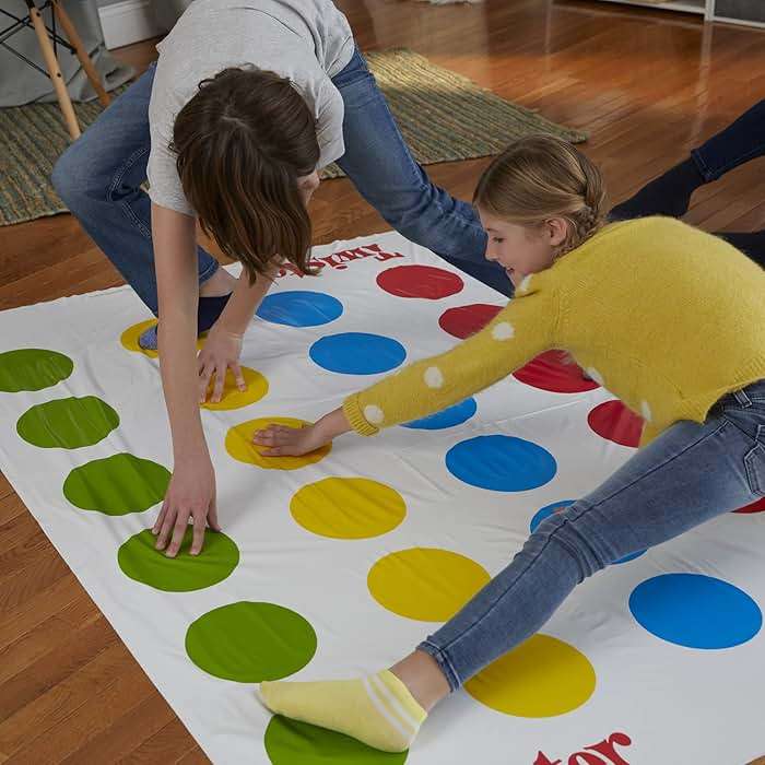 Hasbro Twister Party Classic Board Game for 2 or More Players,Indoor and Outdoor Game for Kids 6 and Up,Packaging May Vary - Image 7