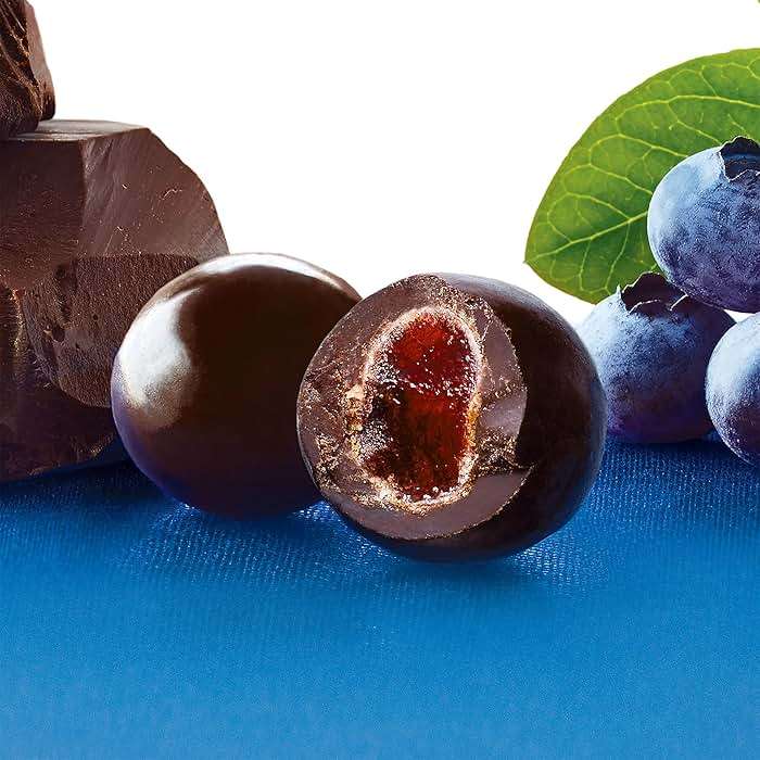 BROOKSIDE Dark Chocolate, Acai and Blueberry Flavored Snacking Chocolate Bag, 21 oz - Image 7