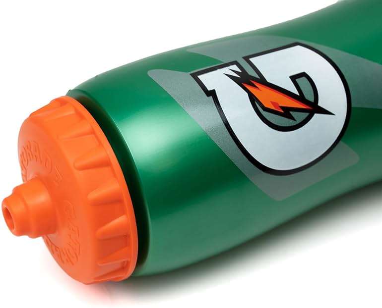 Gatorade 32 Oz Squeeze Water Sports Bottle - Value Pack of 6 - New Easy Grip Design for 2014 - Image 3