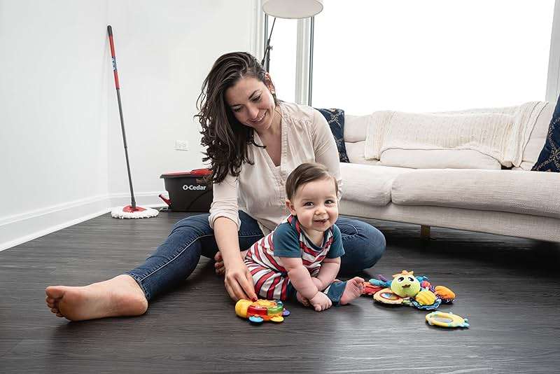 O-Cedar EasyWring Microfiber Spin Mop, Bucket Floor Cleaning System, Red, Gray, Standard - Image 17