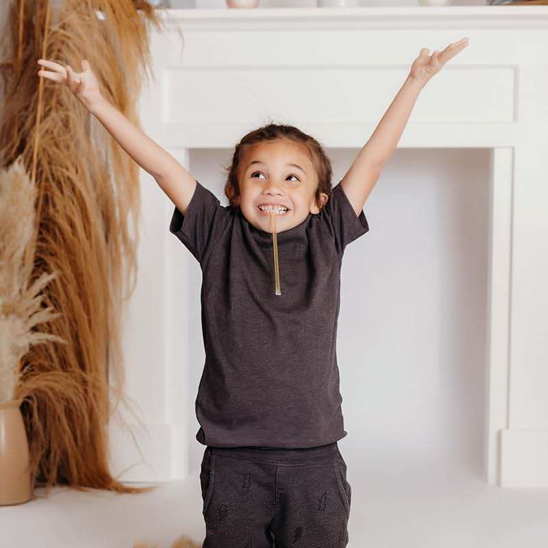 The Honey Jar Plain Honey Sticks - Pure Honey Straws For Tea, Coffee, or a Healthy Treat - One Teaspoon of Flavored Honey Per Stick - Made In The USA with Real Honey - (100 Count) - Image 4