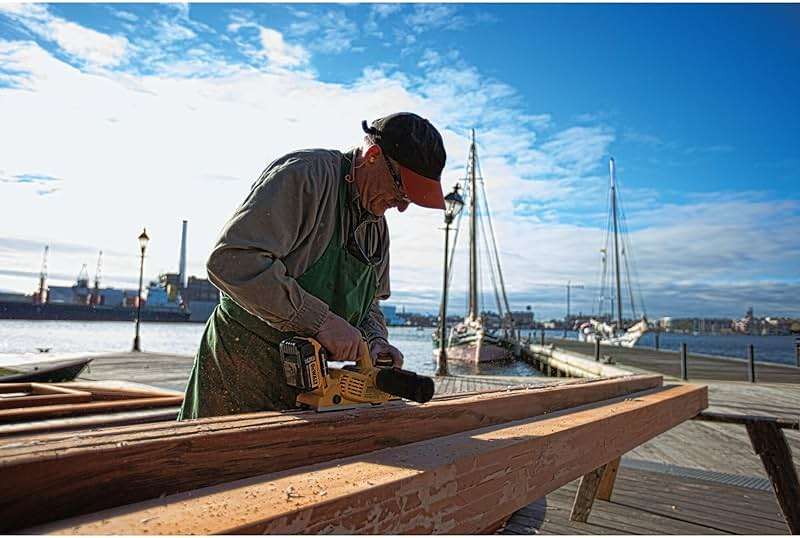 DEWALT 20V MAX Planer, 30,000 Cuts Per Minute, 2 mm Cut Depth, Brushless Motor, Bare Tool Only (DCP580B) - Image 2