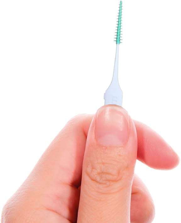 GUM Soft-Picks Original – Easy-to-Use Interdental Picks for Plaque Removal & Gum Health with Convenient Carry Case, Dentist Recommended, 270 Count - Image 8