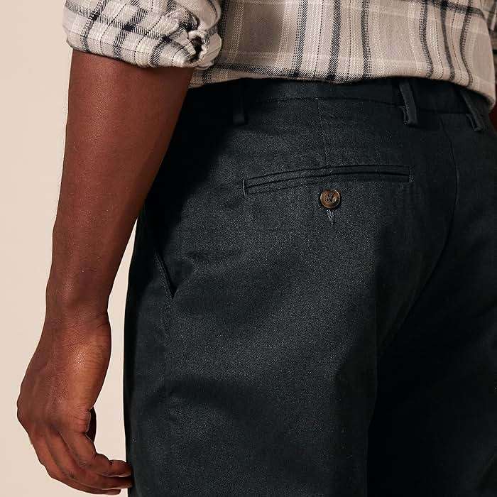 Amazon Essentials Men's Classic-Fit Wrinkle-Resistant Flat-Front Stretch Chino Pant - Image 4