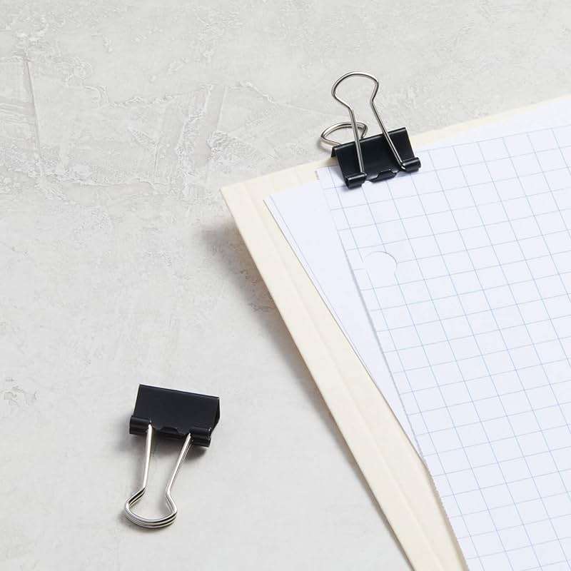 Amazon Basics Sturdy Binder Clips, Office Supplies, Small 0.75 in, Document Organizing, School Supplies, Black, 144 Count - Image 9
