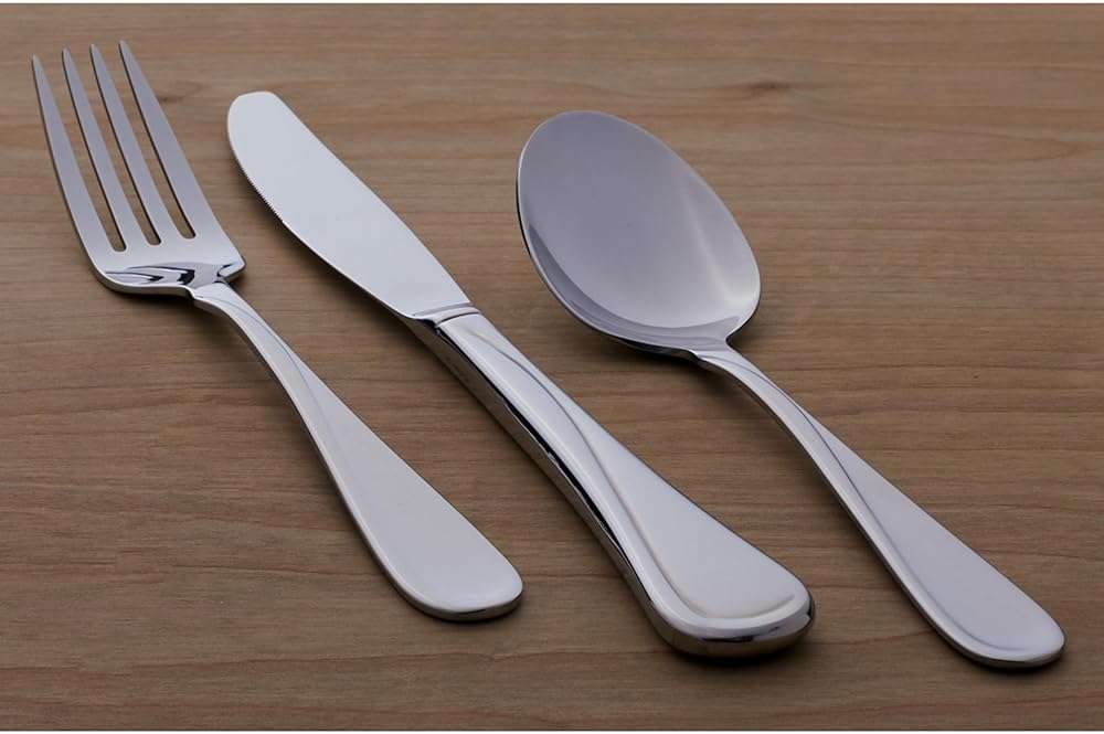 Oneida Flight 12-Piece Stainless Steel Flatware Set, Service for 4 - Image 6