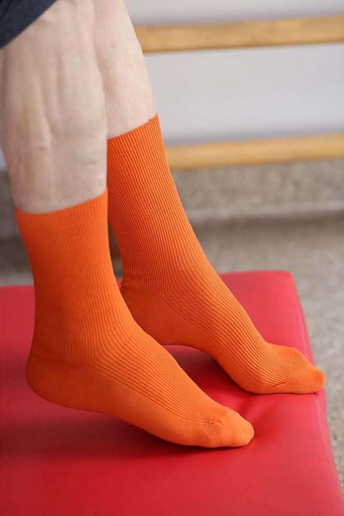 Rainbow Socks - DIABETIC Elastic Cotton Socks for SWOLLEN FEET for Mens & Womens - Image 7