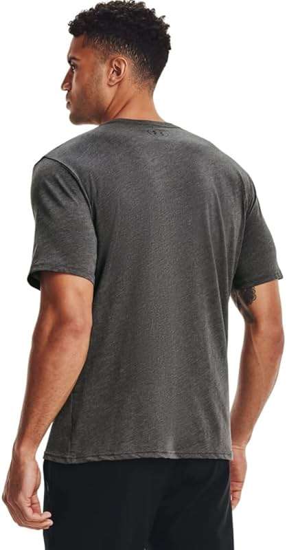 Under Armour Men's Sportstyle Left Chest Logo Short-Sleeve T-Shirt - Image 2