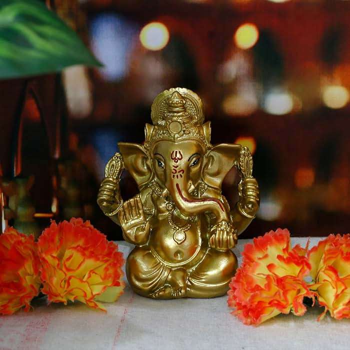 alikiki Indian God Lord Ganesh Statue - Hindu God Golden Ganesha Idol Figurines for Car Dashboard Decor Hindu Gift Indian India Home Temple Mandir Pooja Item Diwali Gifts Room Altar Decor - Image 2