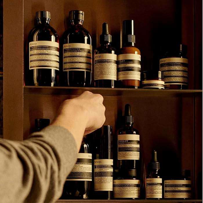 Aesop Geranium Leaf Body Cleanser Refill | Gentle Shower Gel with Geranium, Mandarin and Bergamot Essential Oil Blend to Refresh & Balance Skin | 500 mL / 16.9 oz - Recyclable Bottle - Image 5