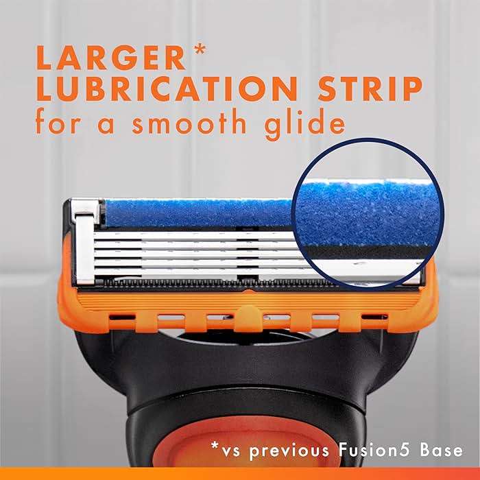 Gillette Fusion5 Razors for Men, 1 Razor, 4 Blade Refills, Lubrastrip for a More Comfortable Shave - Image 5