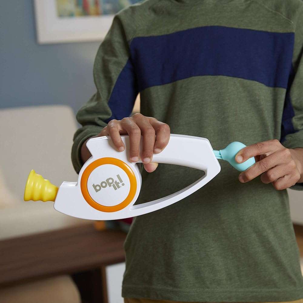 Hasbro Gaming Bop It! Electronic Game for Kids Ages 8 and up, Kids Games for 1 or More Players, Board Games for Kids, Kids Gifts - Image 2