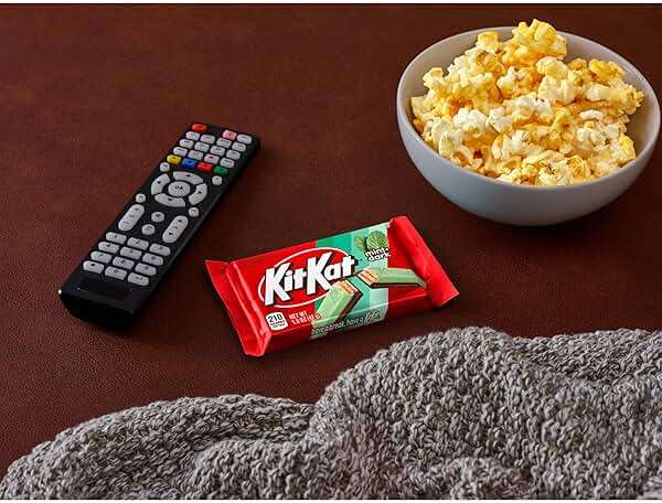 KIT KAT DUOS Dark Chocolate Mint Wafer Candy Bars, 1.5 oz (24 Count) - Image 7