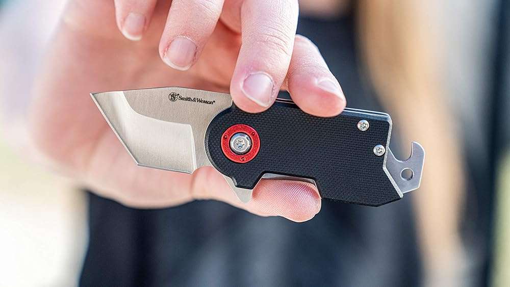 Smith & Wesson Benji Folding Knife with Bottle Opener, Money Clip, 1.5"-3.5" Stainless Steel Blade, For Tactical, Survival, and Everyday Carry - Image 5