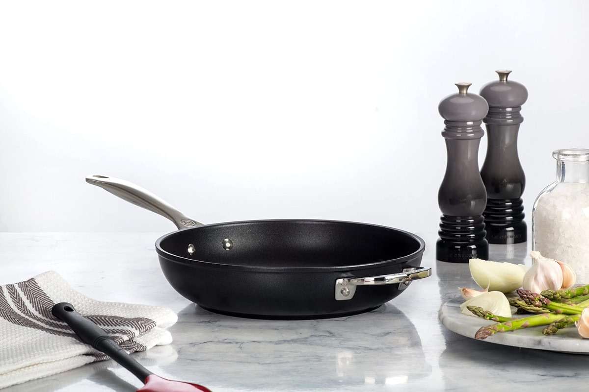 Le Creuset Toughened Nonstick PRO Deep Fry Pan, 11" - Image 2