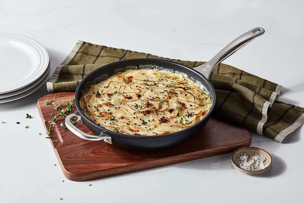 Le Creuset Toughened Nonstick PRO Deep Fry Pan, 11" - Image 5