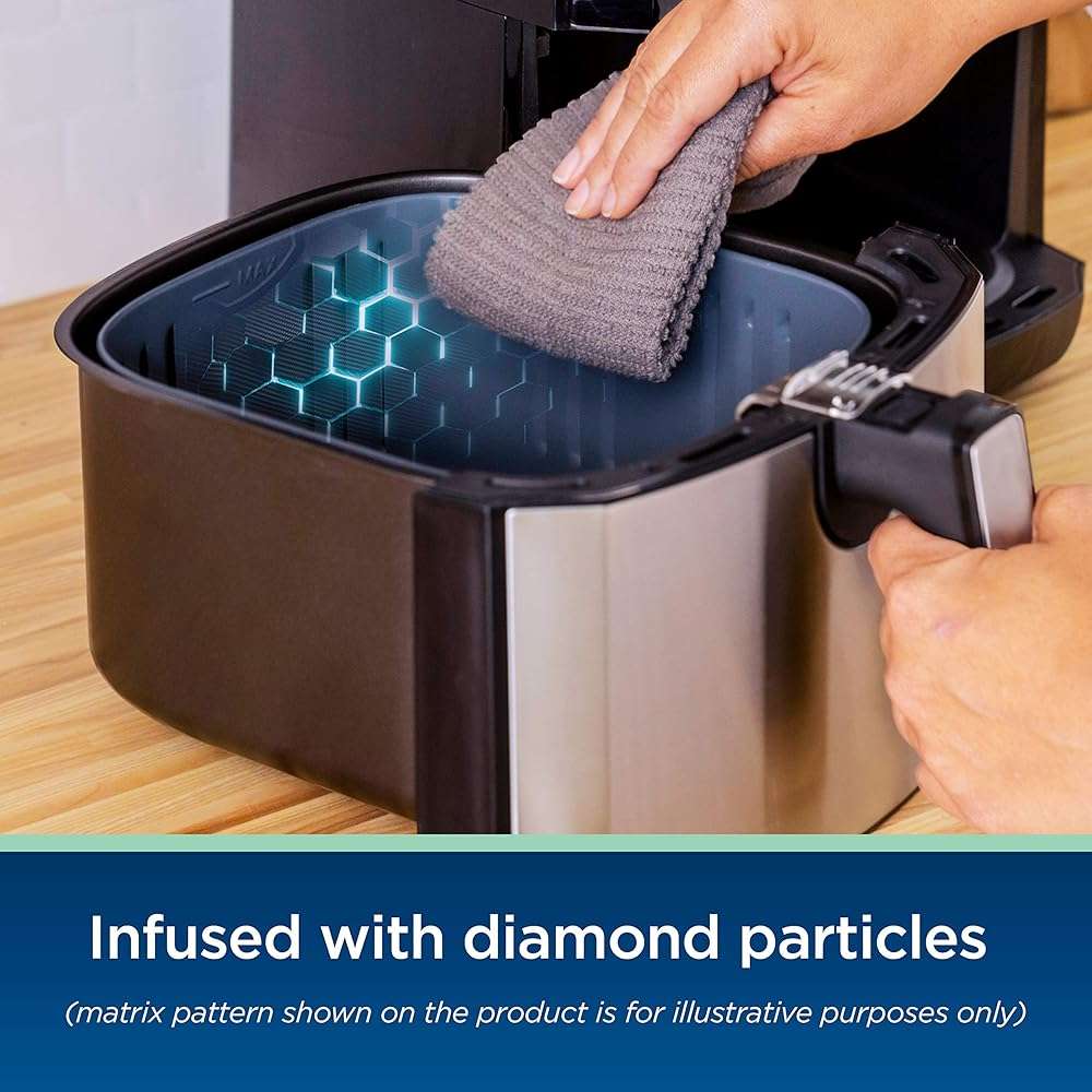 Oster DiamondForce Nonstick XL 5 Quart Digital Air Fryer, 8 Functions with Digital Touchscreen - Image 3