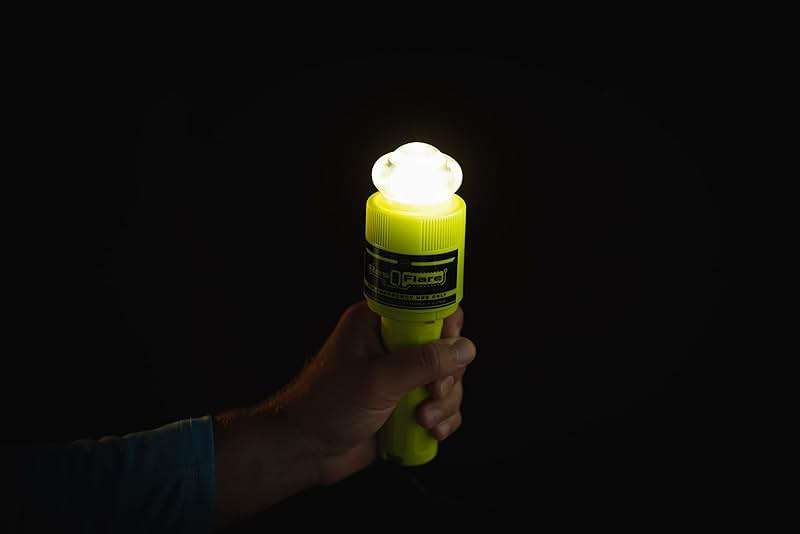 ACR ResQFlare Electronic Distress E-Flare and Flag, USCG Approved Replacement for Pyrotechnic Flares - ACR 3966 - Image 5