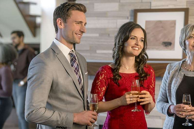 Hallmark 2-Movie Collection: Love In Design & Valentine Ever After - Image 3