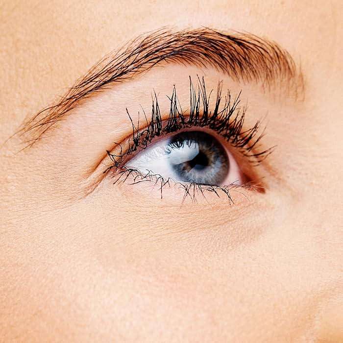 essence | Lash Princess Curl & Volume Mascara | Vegan & Cruelty Free - Image 6