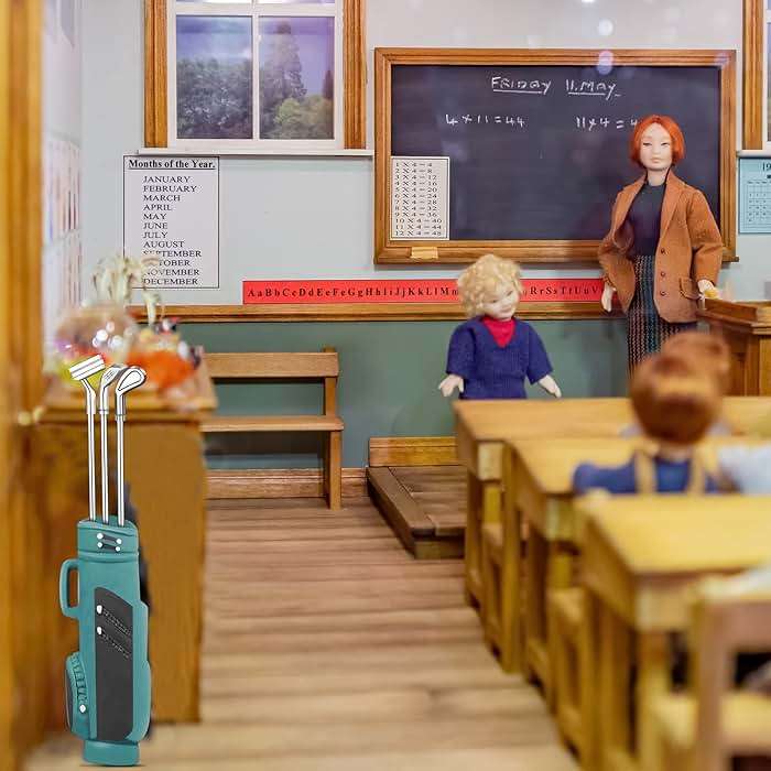 HyDren 3 Set Miniatures Golf Model Set Mini Golf Clubs Toys for Miniature Dollhouse Accessories for 1:12 Scale Dollhouse Decorations Craft Project, 3 Colors - Image 2