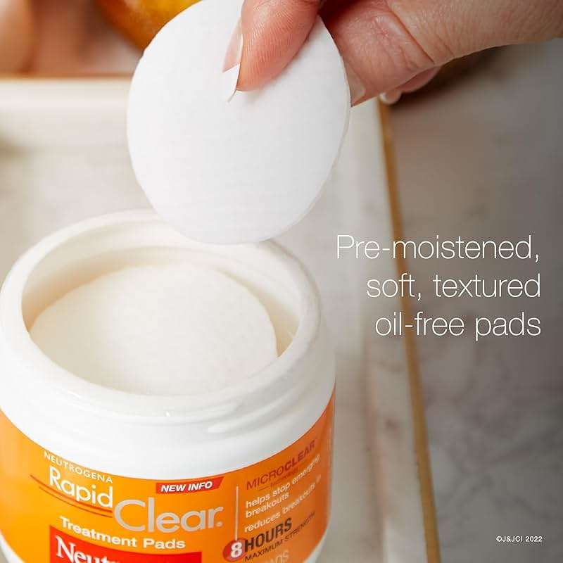 Neutrogena Rapid Clear Maximum Strength Acne Face Pads with 2% Salicylic Acid Acne Medication to Help Fight Breakouts, Oil-Free Facial Cleansing Pads for Acne-Prone Skin, 3 Pack - Image 6