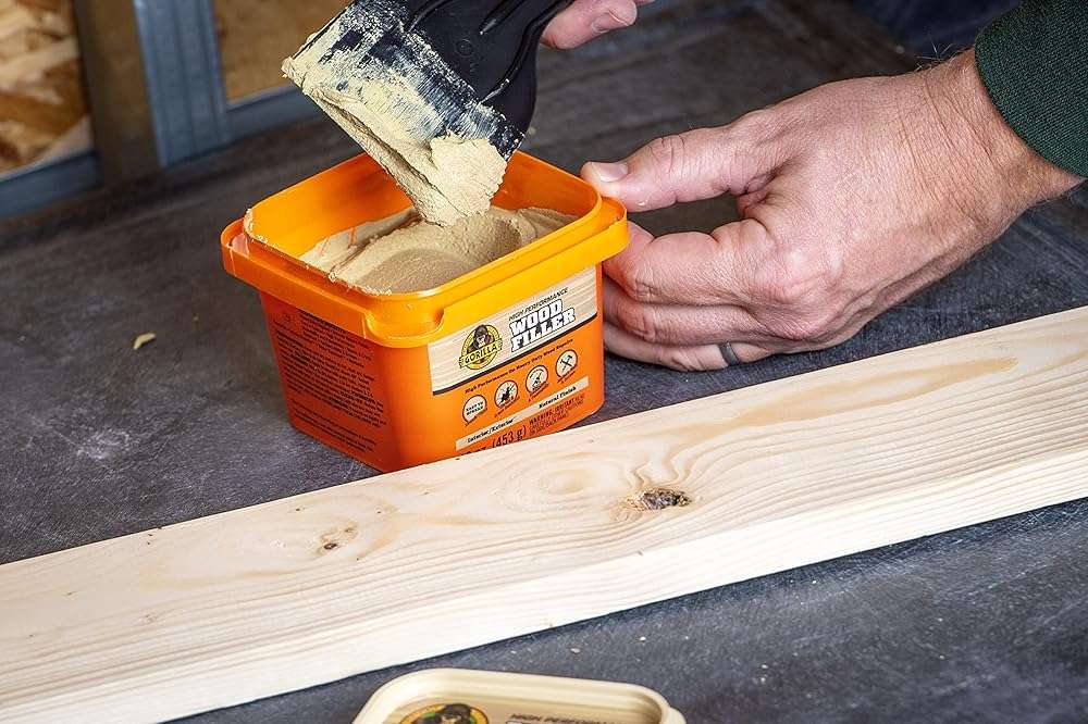 Gorilla All Purpose Wood Filler Wood Repair Kit with Putty Knife and Sanding Block - Image 4