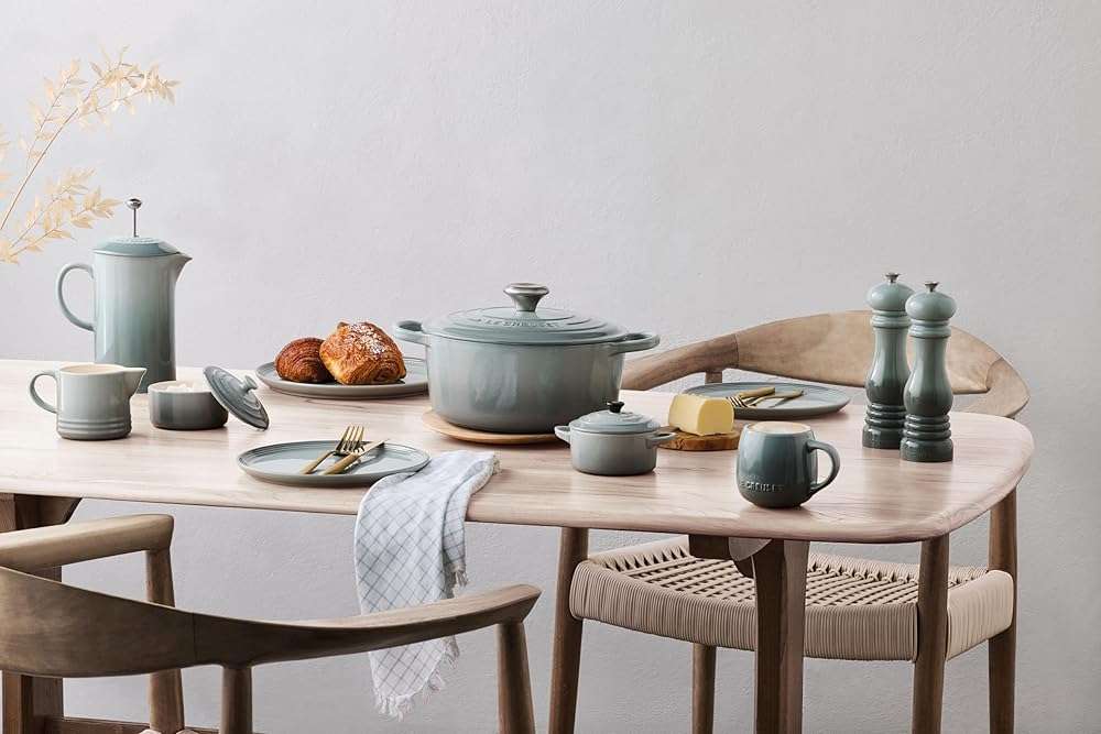 Le Creuset Stoneware Signature Cream & Sugar Set, Sea Salt - Image 6