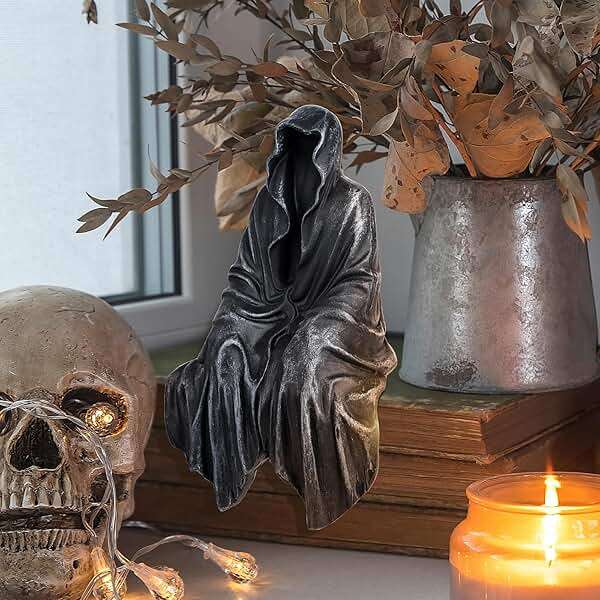 SHOWFEICAT Resin Tabletop Gothic Decor Sitting Statue, Resin Statue Gothic Decor, Fits On Sturdy Shelf and Has A Cool Mystic Look 5.1 Inch - Image 2