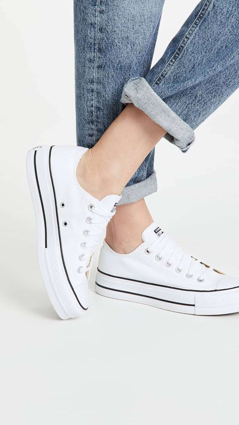 Converse Women's Chuck Taylor All Star Lift Floral Embroidery Low Top Sneakers - Image 2