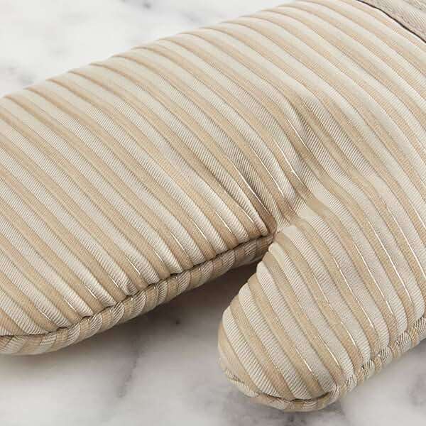 KITCHENAID Quilted Cotton Terry Cloth Oven Mitt, Pot Holder, Kitchen Towel 4-Pack Set, Heat Resistant, Silicone Grip, 16"x26", 7"x13" & 7"x10", Milkshake - Image 4