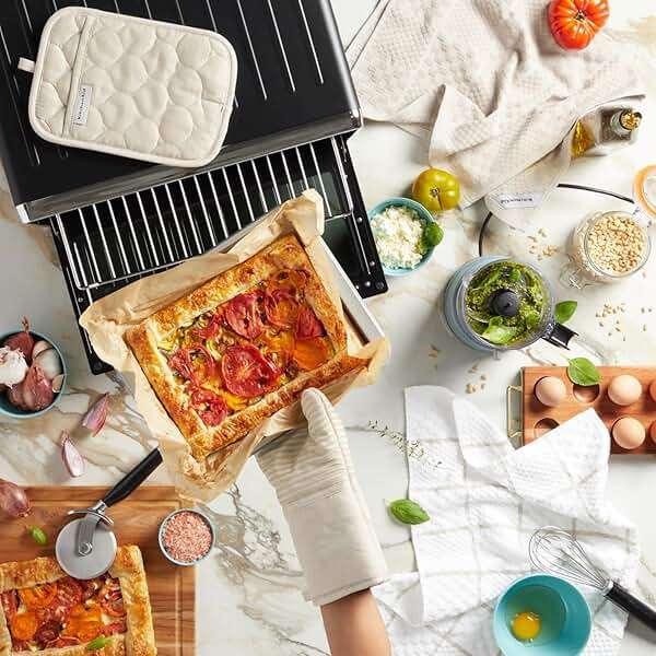 KITCHENAID Quilted Cotton Terry Cloth Oven Mitt, Pot Holder, Kitchen Towel 4-Pack Set, Heat Resistant, Silicone Grip, 16"x26", 7"x13" & 7"x10", Milkshake - Image 10